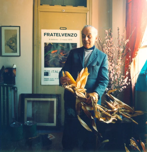 Fratel Venzo nello studio a Gallarate